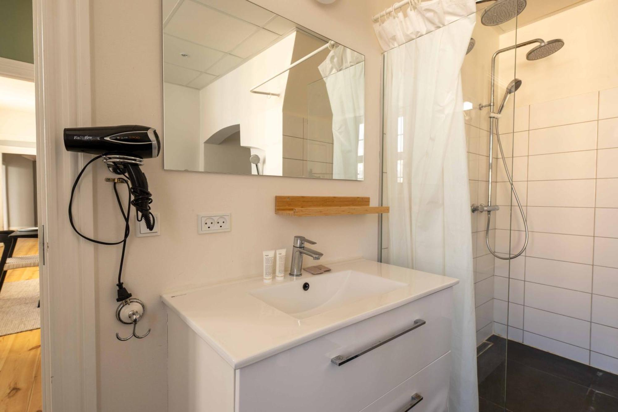 Big 4 Bedroom Apartment With Bathtub By Cph City Hall Square Copenhaga Exterior foto